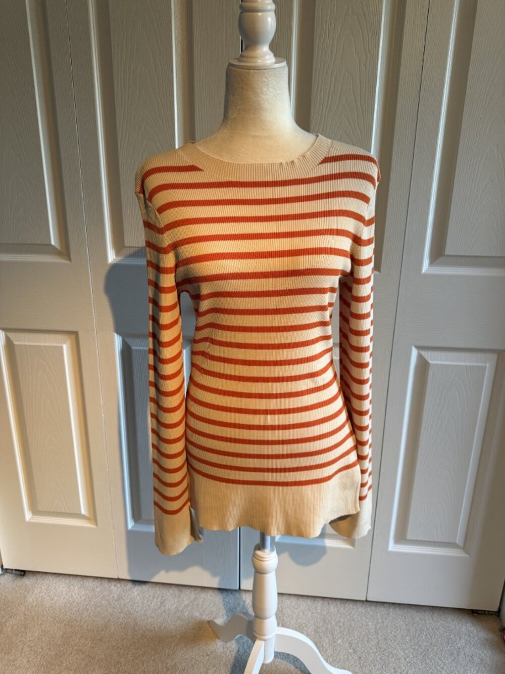 Velvet Heart Long Sleeve Cream Orange Striped Crewneck Sweater Womens Size Large